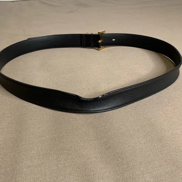 Saint Laurent”NARROW MONOGRAM BELT WITH SQUARE BUCKLE IN  display picture 1